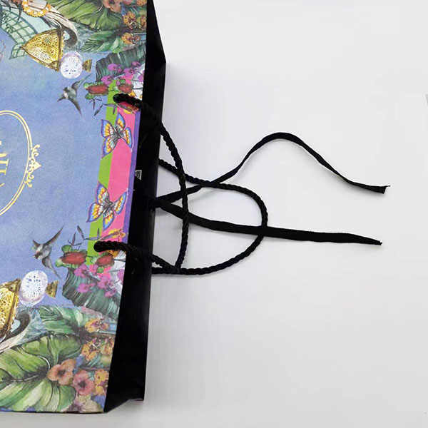 Luxury boutique black shopping bag for clothing