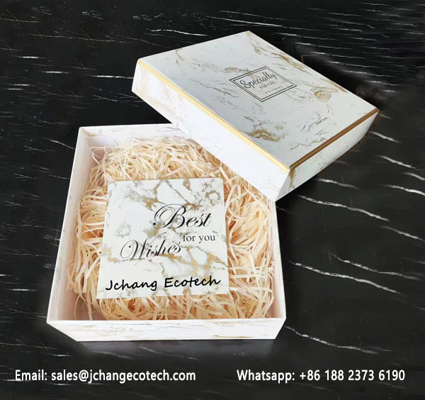 Printed rigid cardboard box for gifts